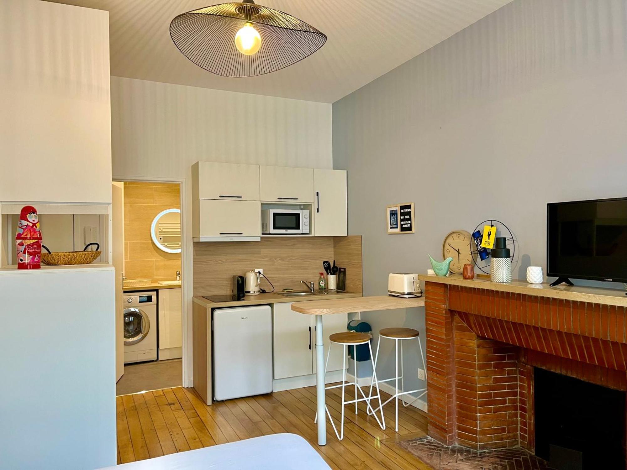 Suite Clovis - 1 Reims Exterior photo
